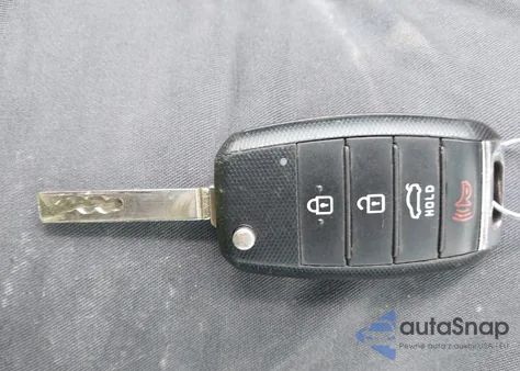 2017 Kia Optima Lx z USA, uszkodzony, nr VIN 5XXGT4L32HG156750